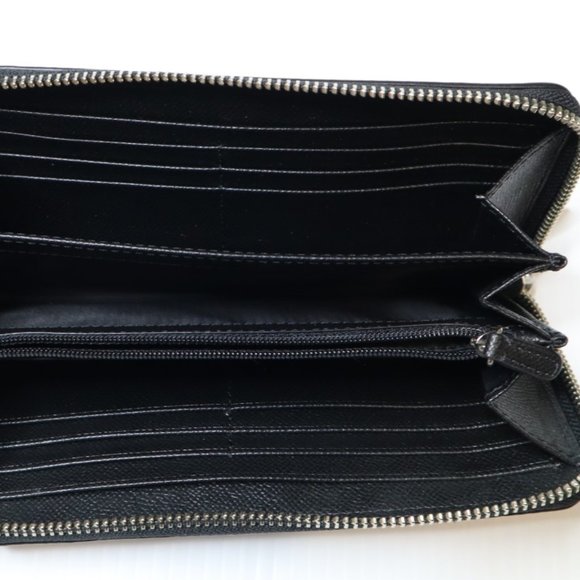 COACH Signature Accordion Zip Wallet BLACK, Like New - Picture 7 of 7